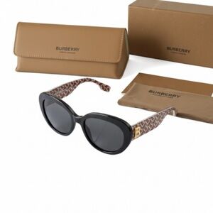 Burberry TB Monogram Cat Eye Sunglasses Black Red Gold Logo 54mm Full Set Box